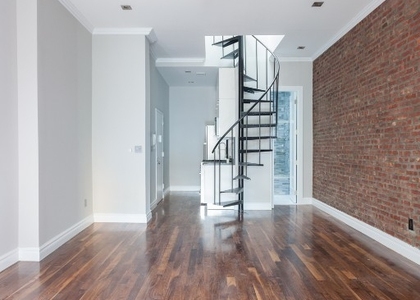 East 75th Street - Photo 1