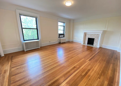 200 Riverside Drive - Photo 1