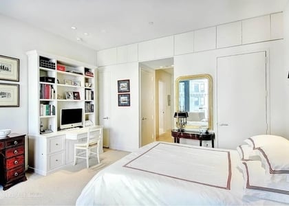 75 Wall St - Photo 1