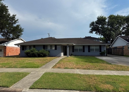 5811 Mcknight Street - Photo 1