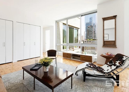 West 37th Street - Photo 1