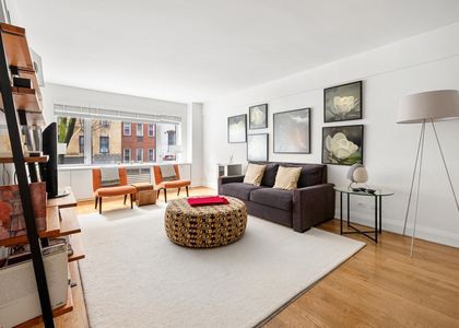 211 E 51st Street - Photo 1