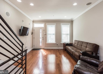 1303 S Colorado Street - Photo 1
