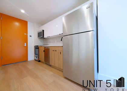 1312 Lincoln Place - Photo 1