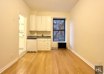 West 72 Street - Photo 1