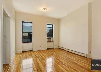 Steinway Street - Photo 1