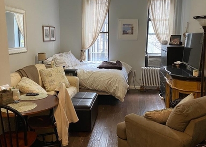 248 E 90th Street - Photo 1