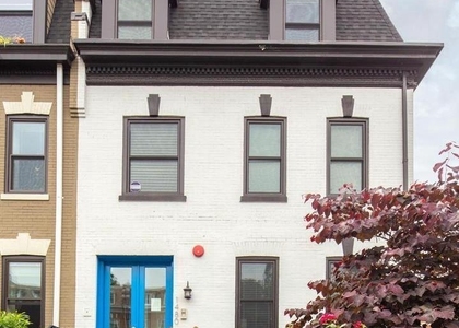 1480 Harvard Street Nw - Photo 1
