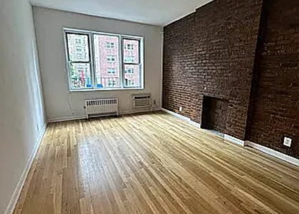 1616 York Avenue - Photo 1