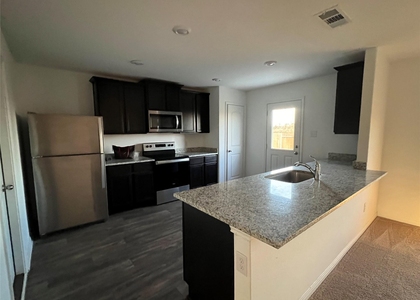 509 Riverdale Dr - Photo 1