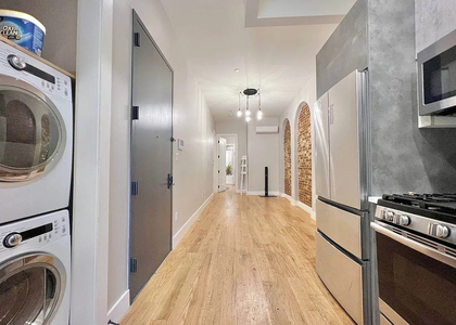 Greene Ave & Stuyvesant Ave - Photo 1