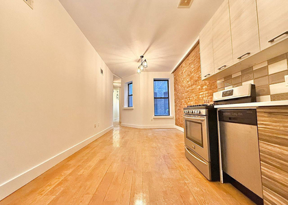 Halsey St & Tompkins Ave - Photo 1