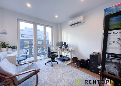 832 Lexington - Photo 1