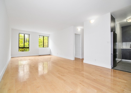 410 West 53rd Street - Photo 1
