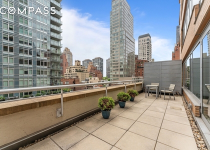 250 E 53rd Street - Photo 1