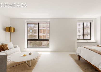445 W 19th Street - Photo 1