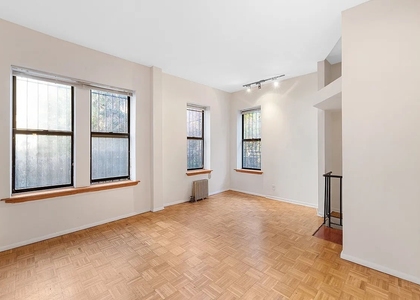 619 E 5th Street - Photo 1