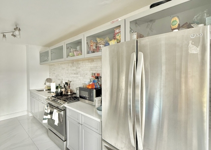 East 122nd Street - Photo 1