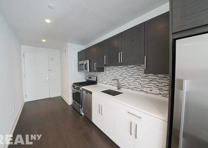 10th Ave - Photo 1