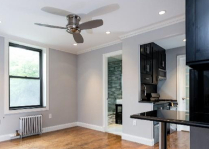 396 East 10th Street - Photo 1