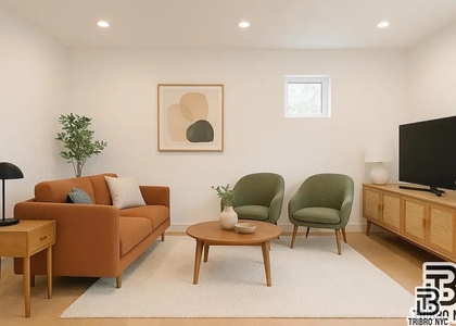 92 Manhattan Avenue - Photo 1