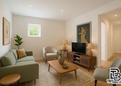 92 Manhattan Avenue - Photo 1