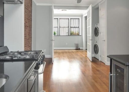 145 East 26th Street - Photo 1