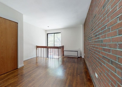  East 88th Street - Photo 1