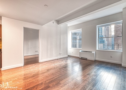 116 John Street, Unit 1713 - Photo 1