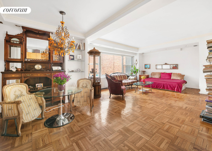 118 E 60th Street - Photo 1