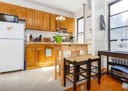East 14th Street - Photo 1
