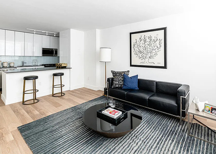 West 35th Street - Photo 1