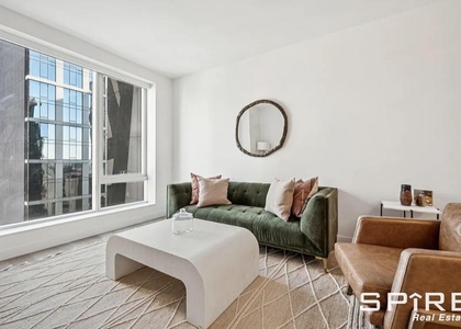 Hanover Place - Photo 1
