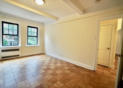 95 Christopher Street - Photo 1