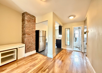 196 Broadway - Photo 1
