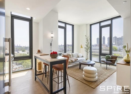 Lincoln Avenue - Photo 1