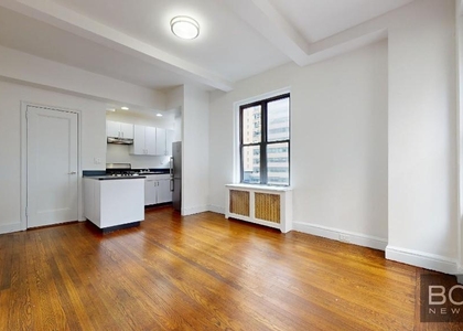 140 East 46th Street - Photo 1