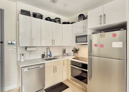 18th Street - Photo 1