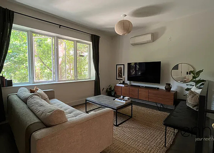295 Montomgery St - Photo 1