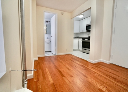 516 East 80th Street - Photo 1