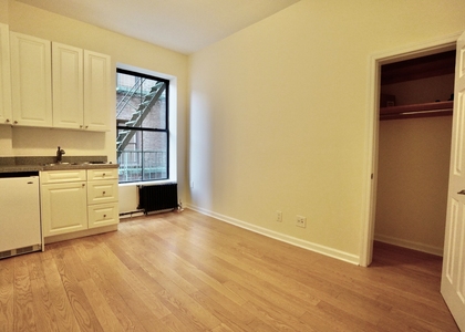 53 West 72nd Street - Photo 1