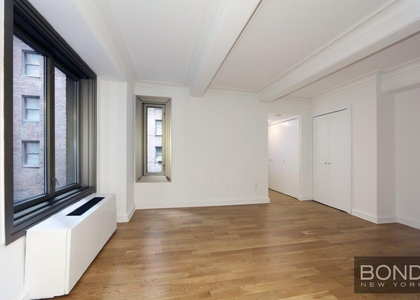 West 55th Street - Photo 1