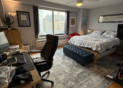 372 Central Park West - Photo 1