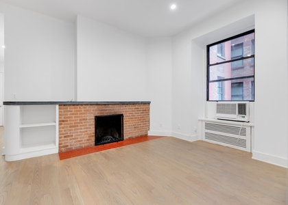 Madison Avenue - Photo 1