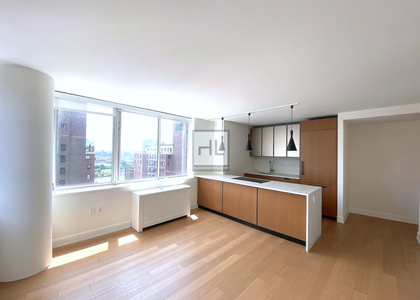 East 54 Street - Photo 1