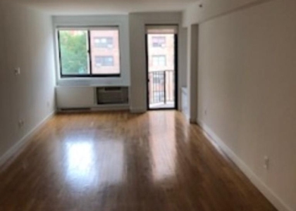 West 15th Street - Photo 1
