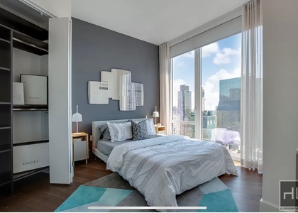 East 44th Street - Photo 1