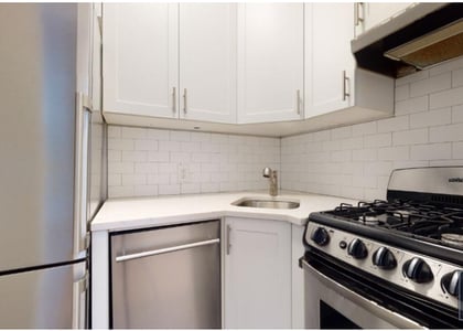 East 85th Street - Photo 1