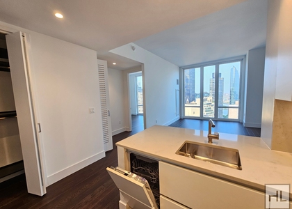 East 44th Street - Photo 1