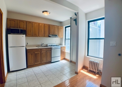 East 14 Street - Photo 1
